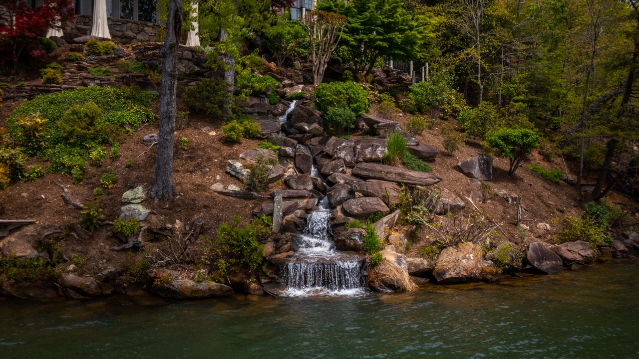 Photo of Outdoor in Lake Lure