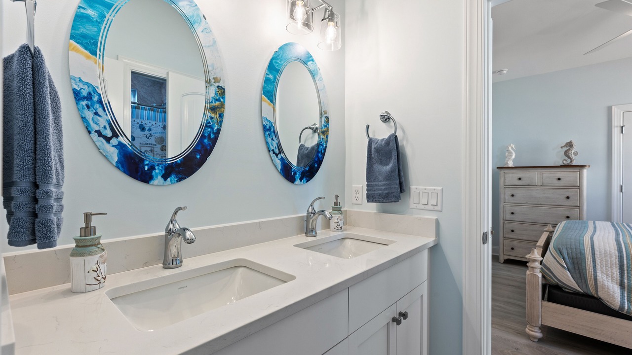 Photo of Bathroom in Wilmington Beach