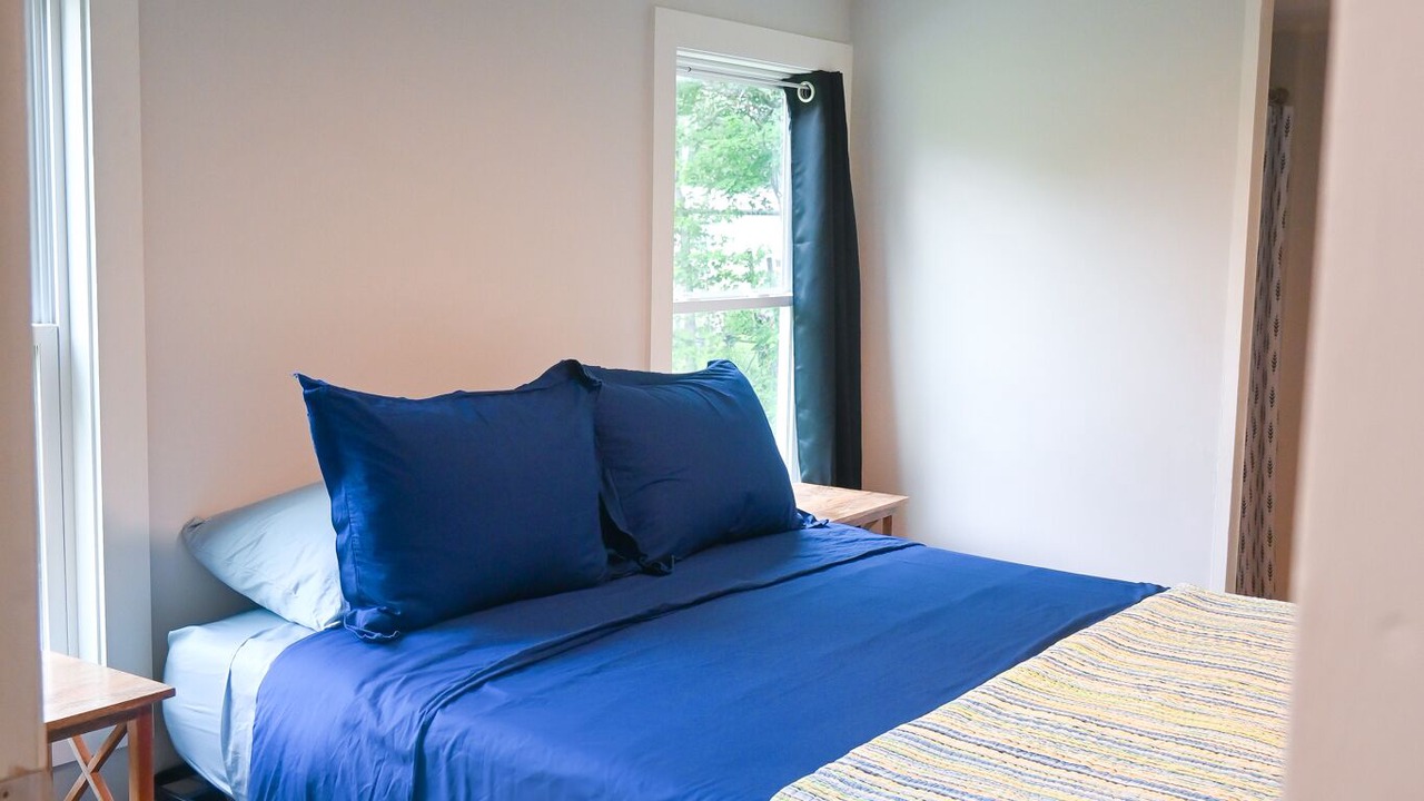 Photo of Bedroom in Newport