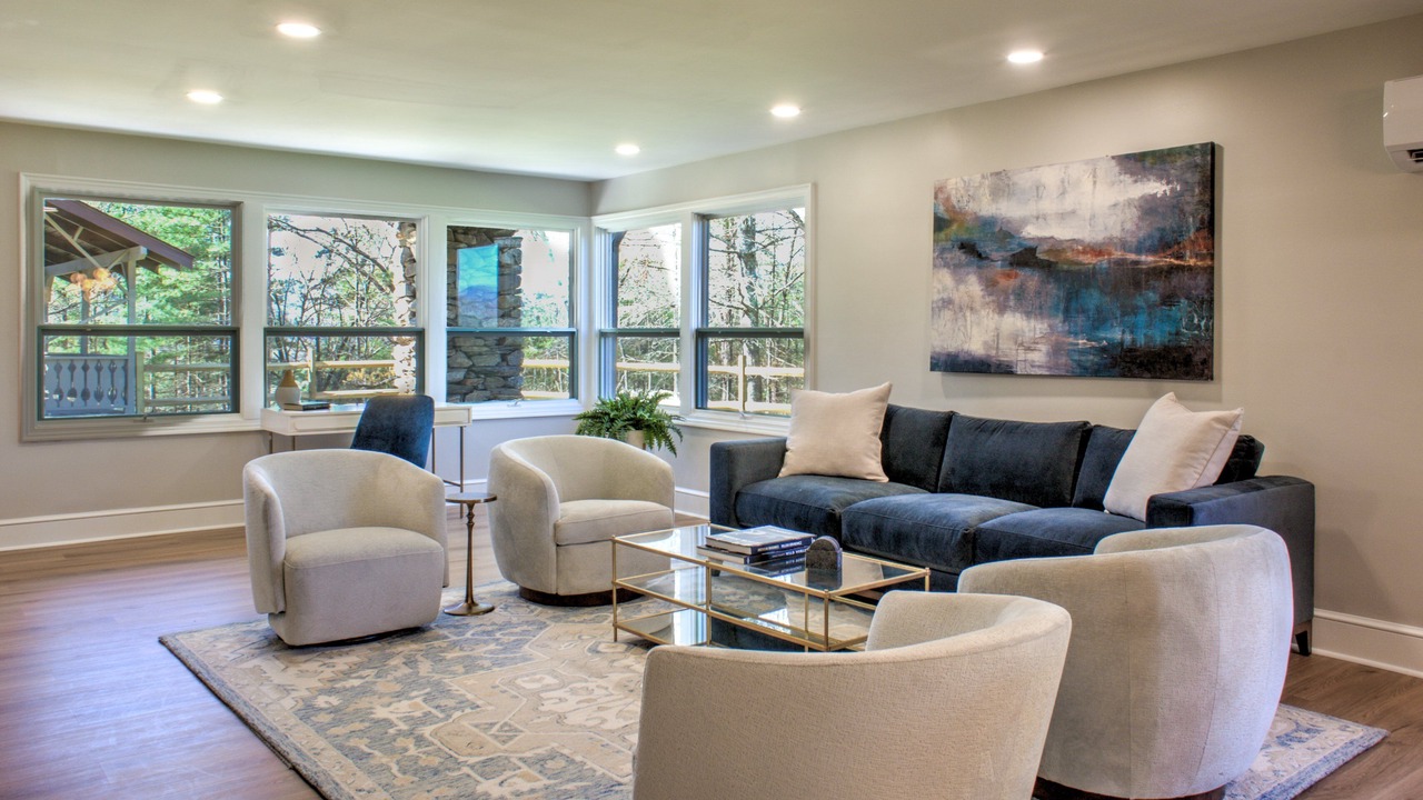 Photo of Livingroom in Penrose