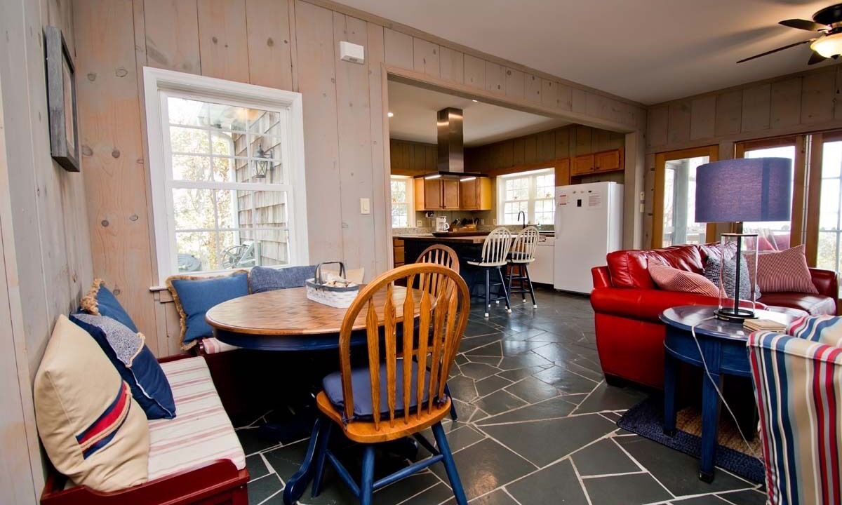 Photo of Livingroom in Swansboro