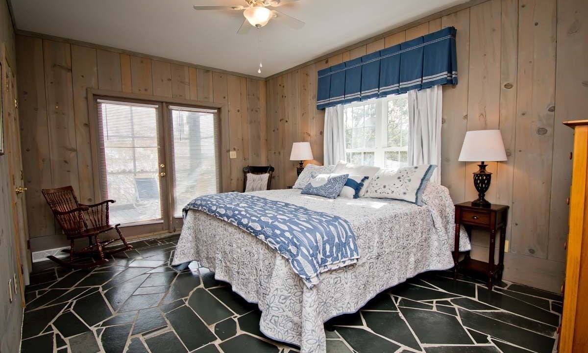 Photo of Bedroom in Swansboro