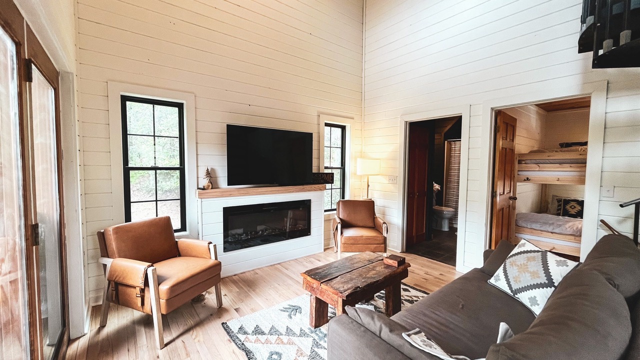 Photo of Livingroom in Bear Den