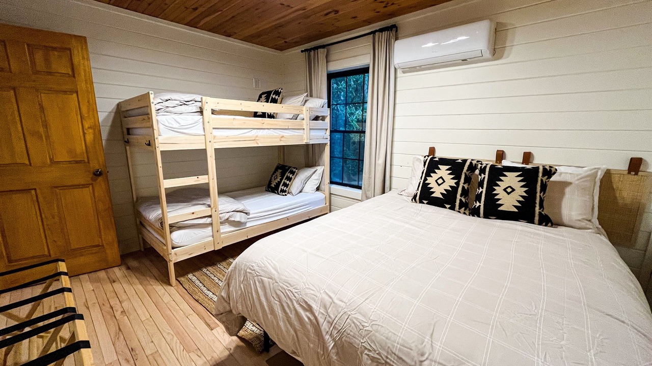 Photo of Bedroom in Bear Den