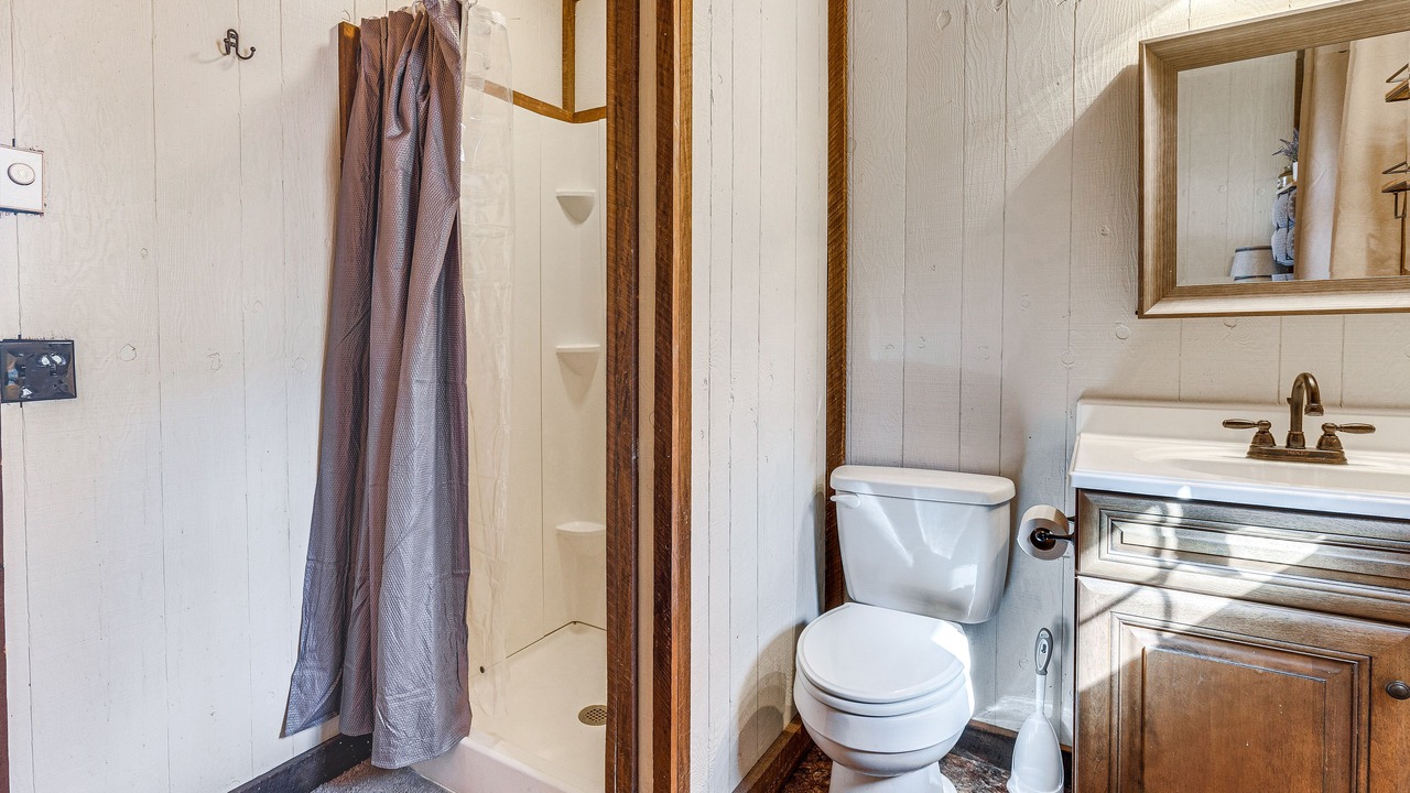 Photo of Bathroom in Andrews