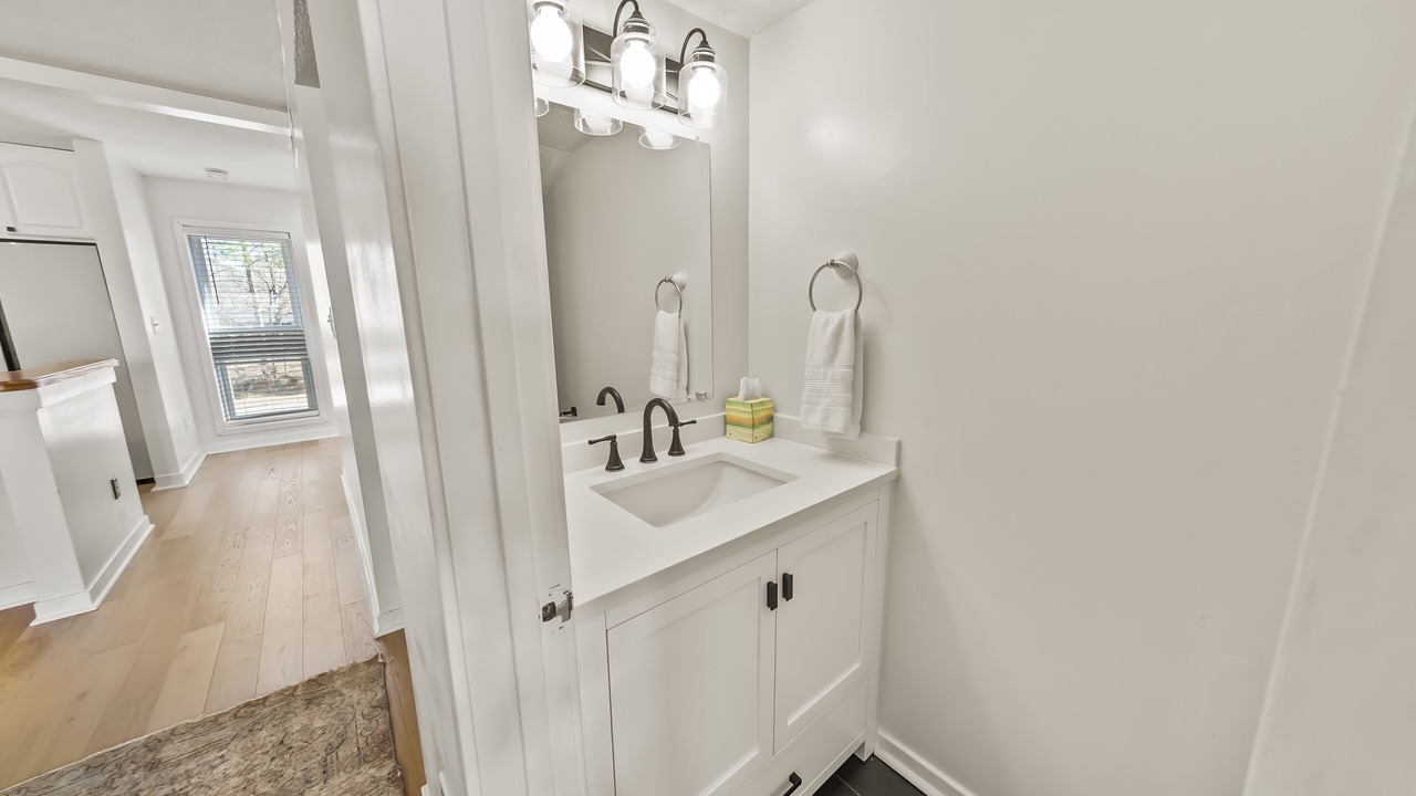 Photo of Bathroom in Fairfield Harbour
