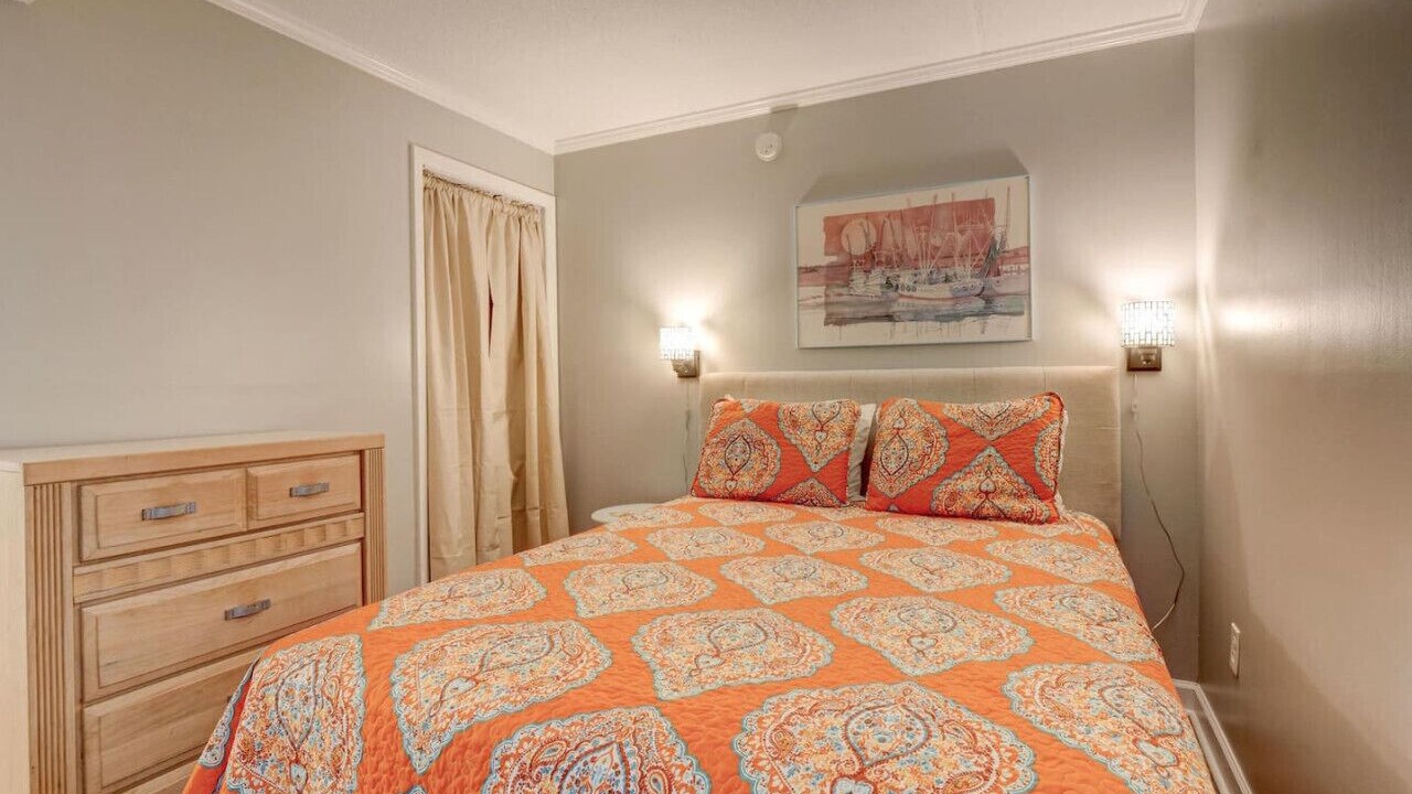 Photo of Bedroom in Carolina Beach
