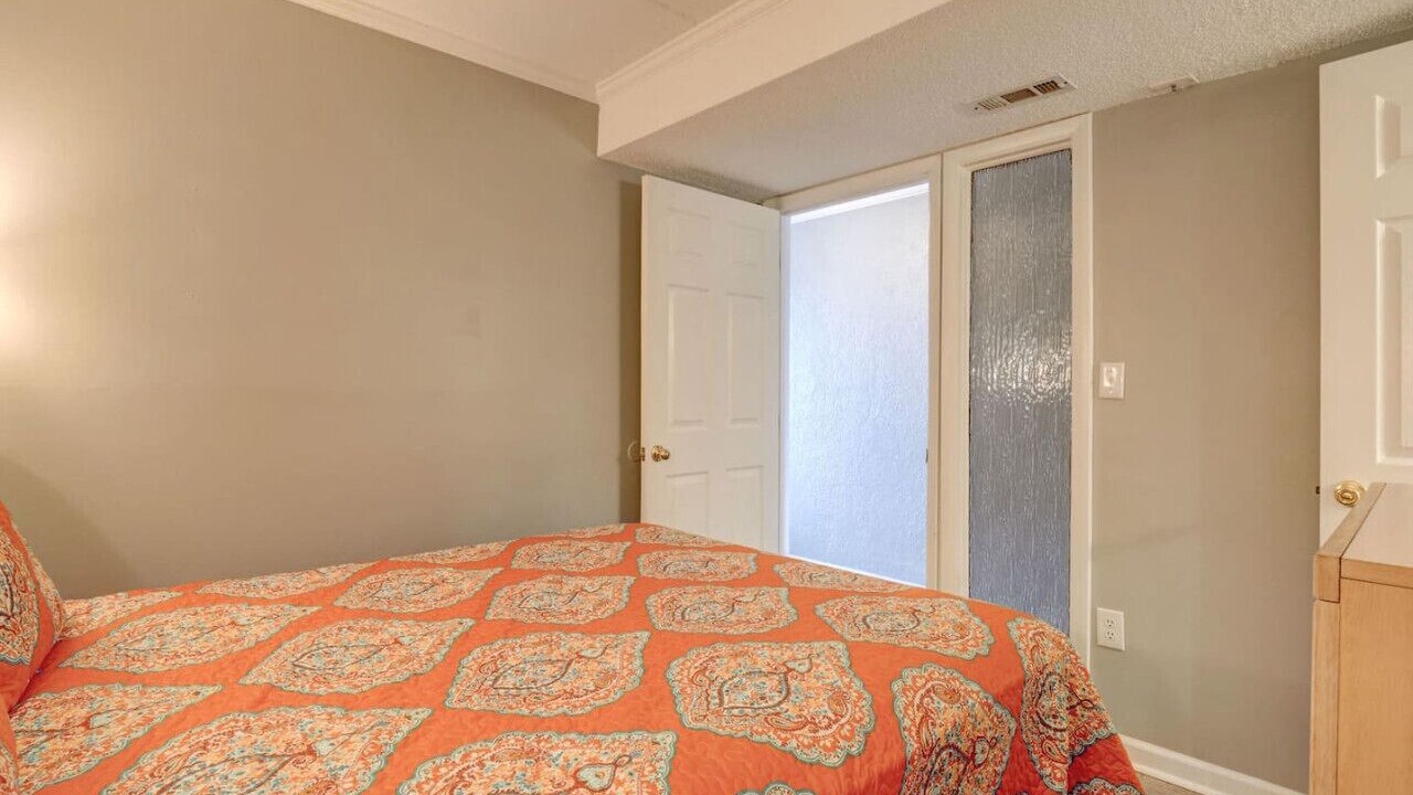 Photo of Bedroom in Carolina Beach