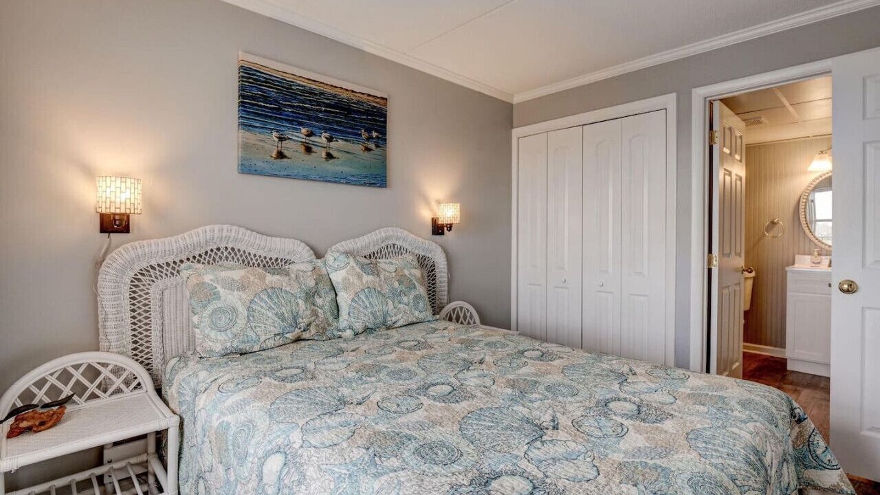 Photo of Bedroom in Carolina Beach