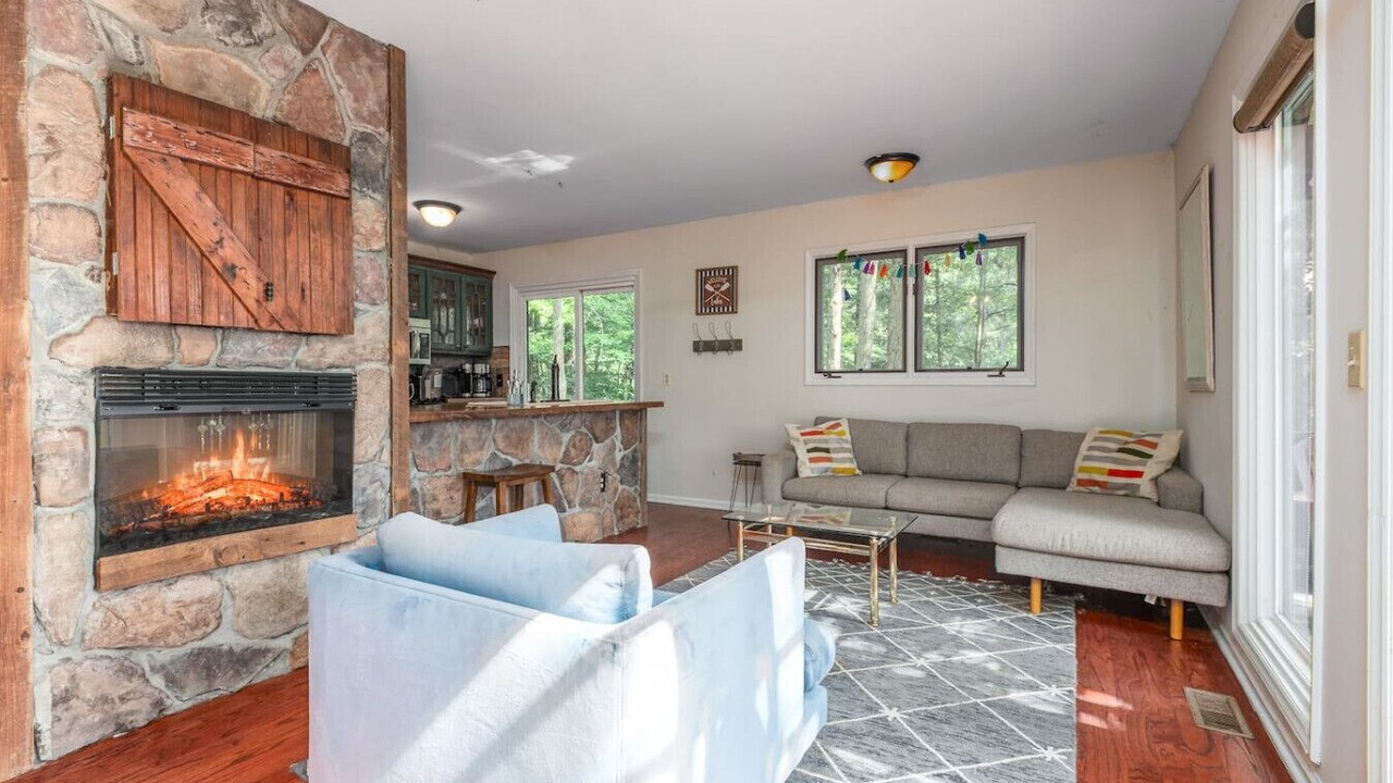 Photo of Livingroom in Leasburg