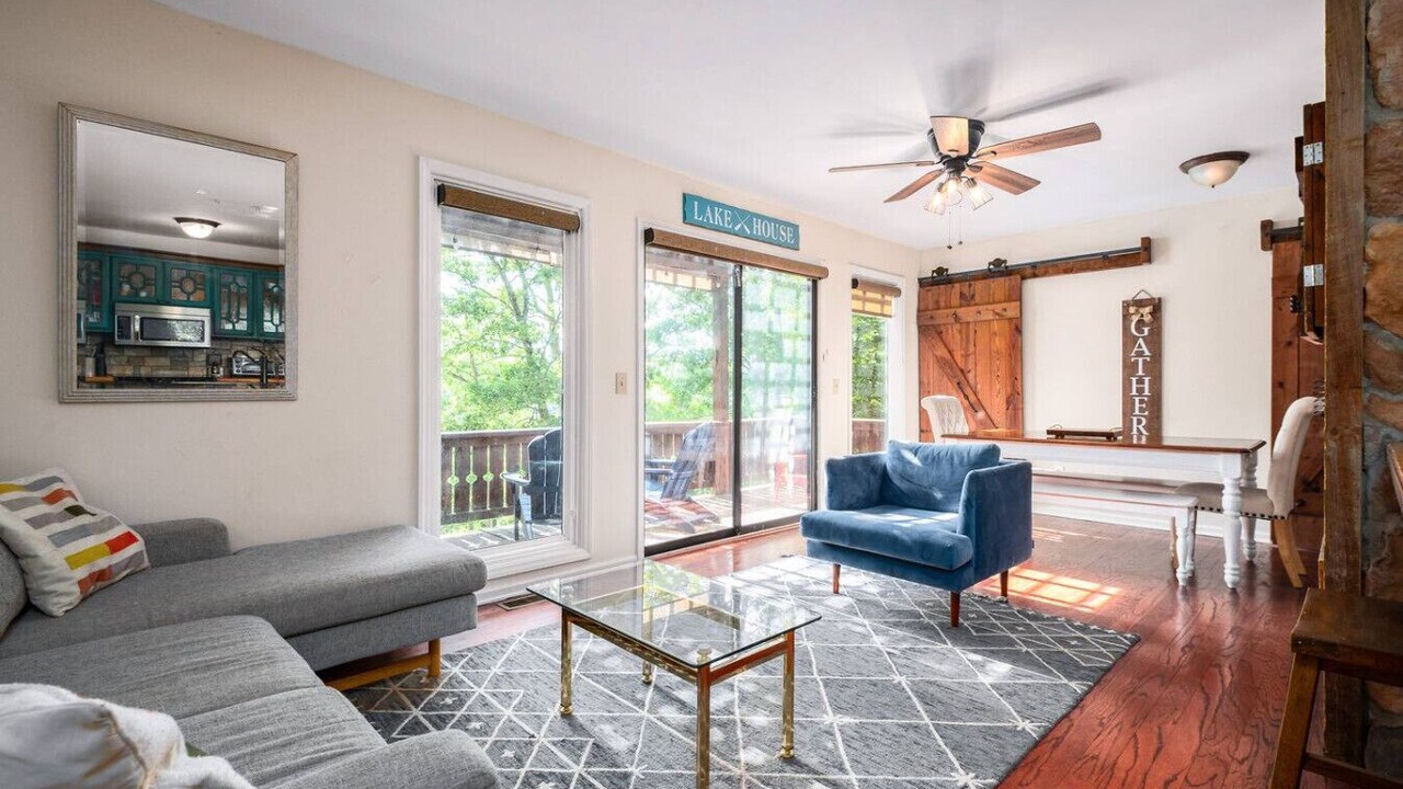 Photo of Livingroom in Leasburg
