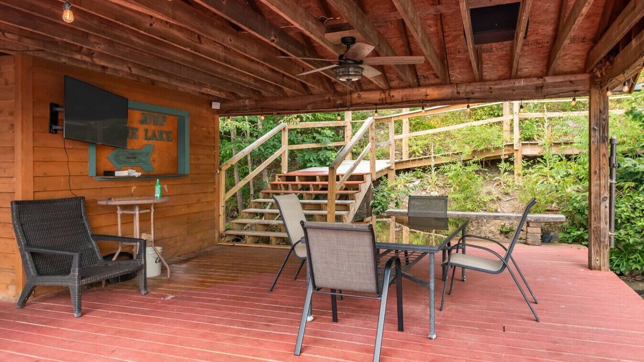 Photo of Outdoor in Leasburg