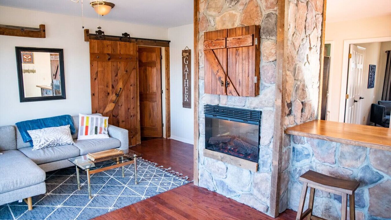 Photo of Livingroom in Leasburg