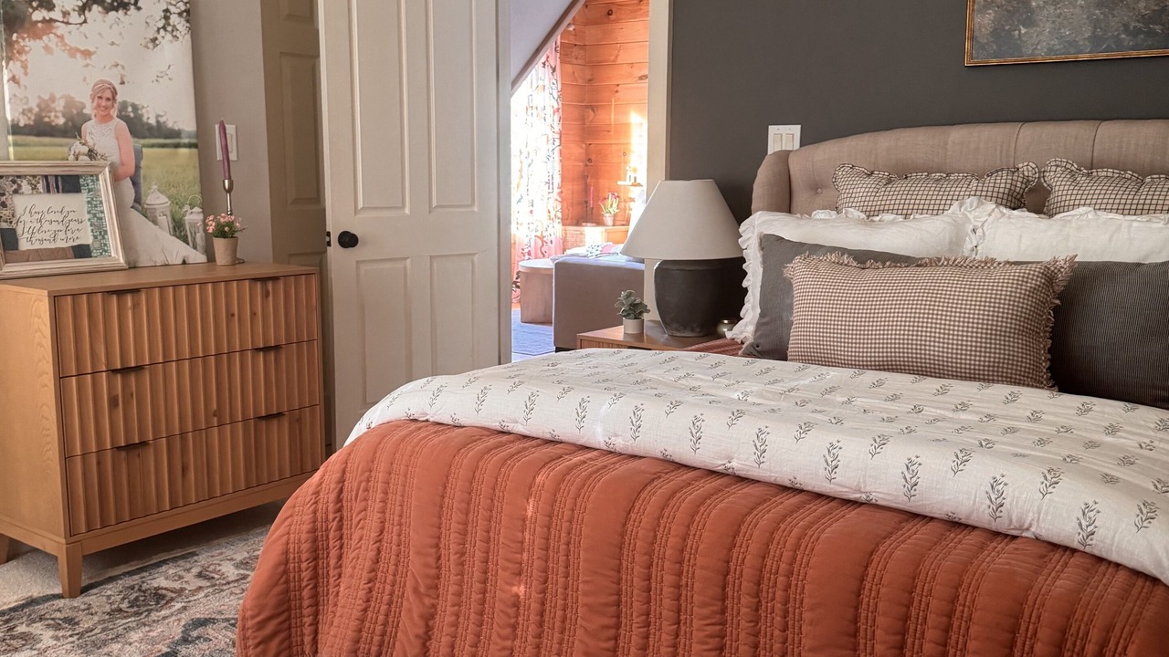 Photo of Bedroom in Newland