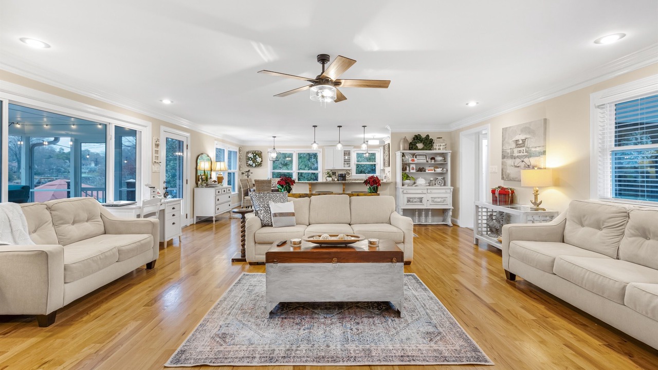 Photo of Livingroom in Westport
