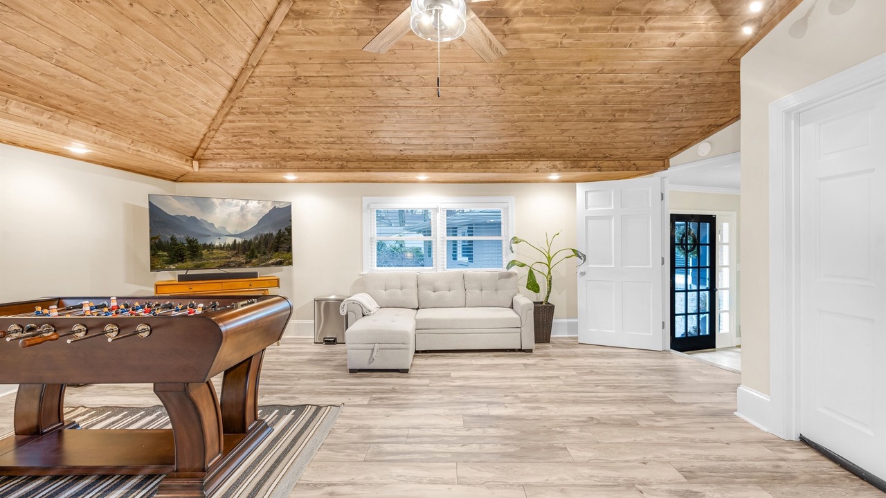 Photo of Livingroom in Westport