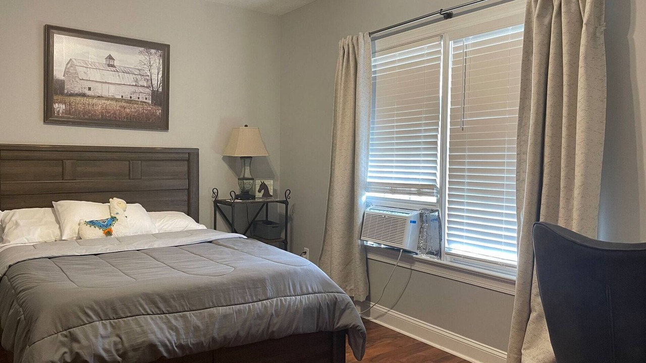 Photo of Bedroom in Parkton