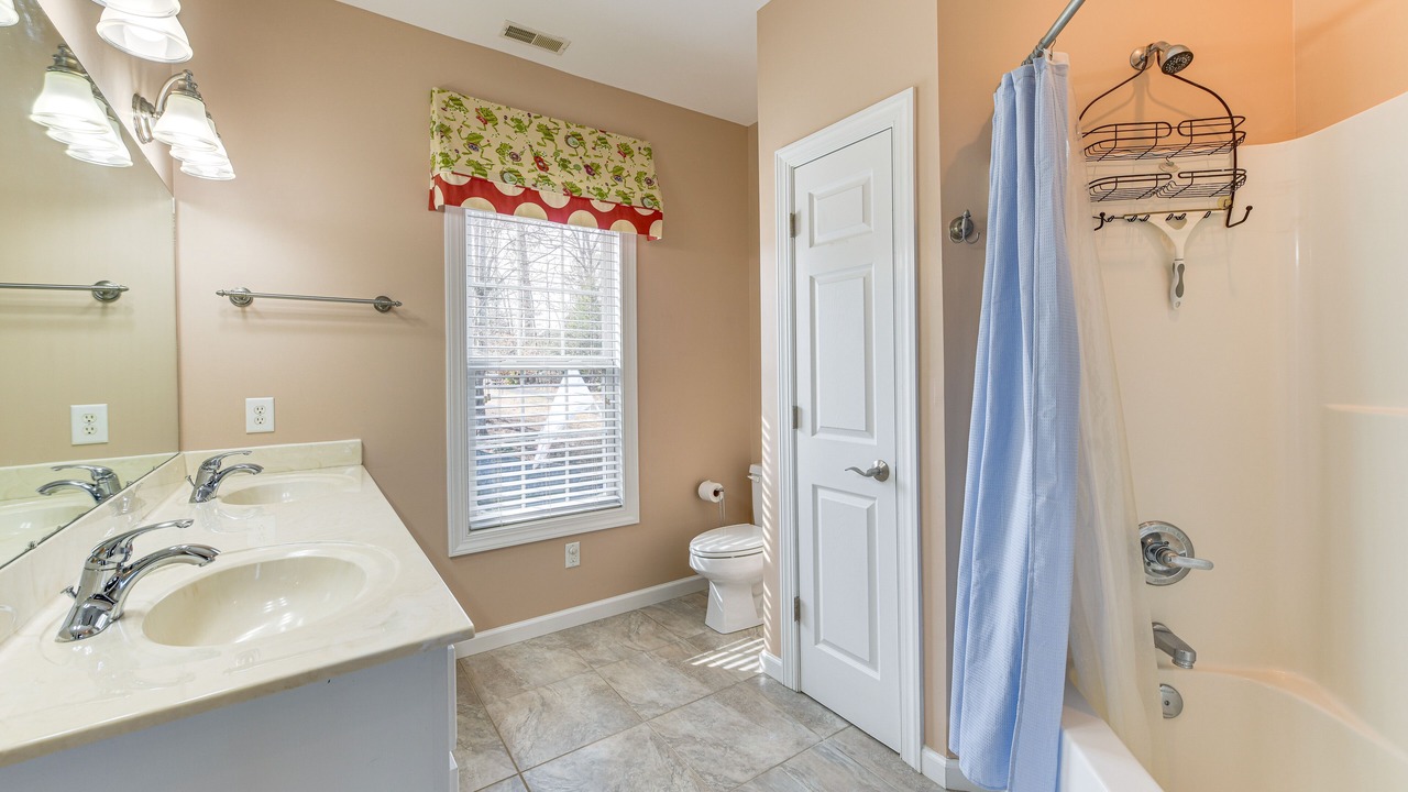 Photo of Bathroom in Littleton
