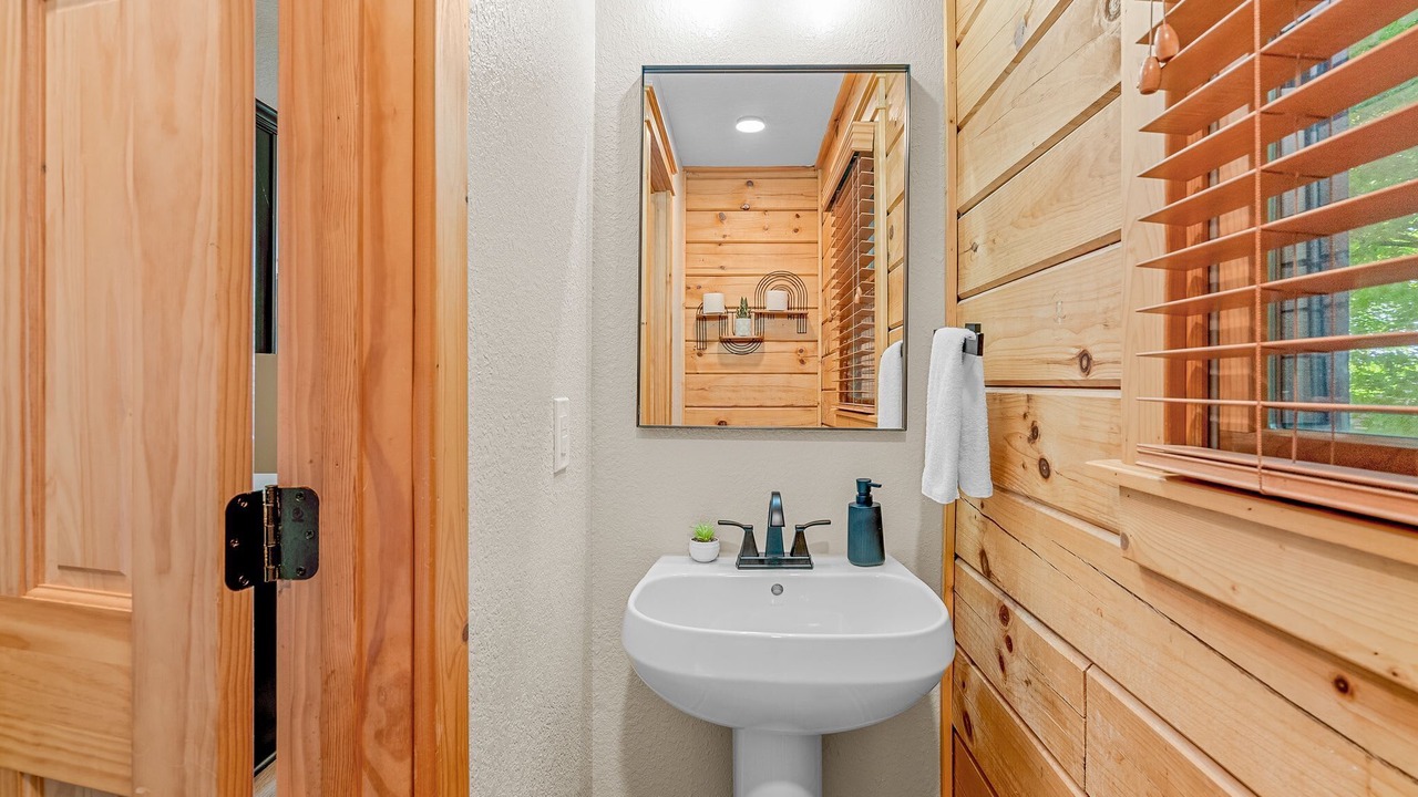Photo of Bathroom in Wolf Laurel