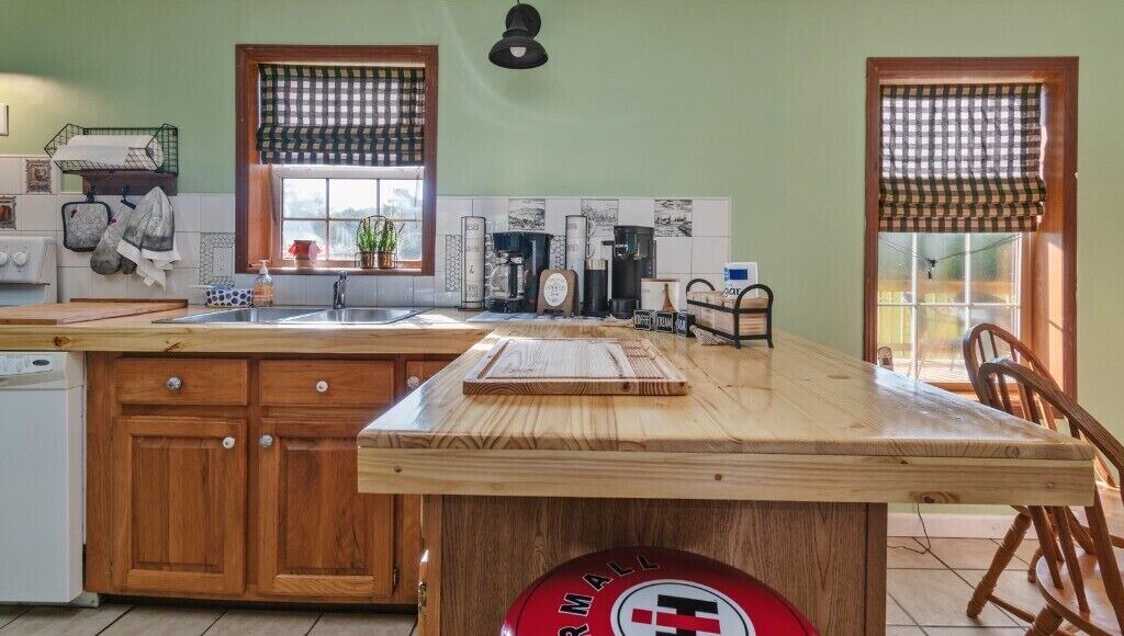 Photo of Kitchen in Robbinsville