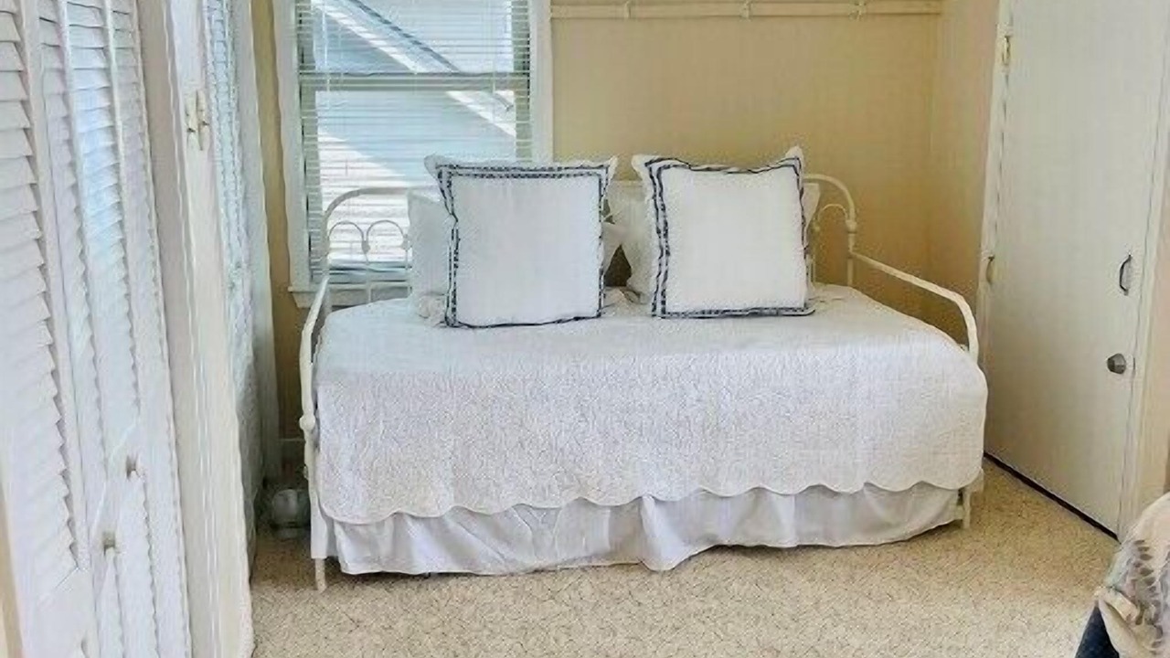 Photo of Bedroom in Topsail Beach