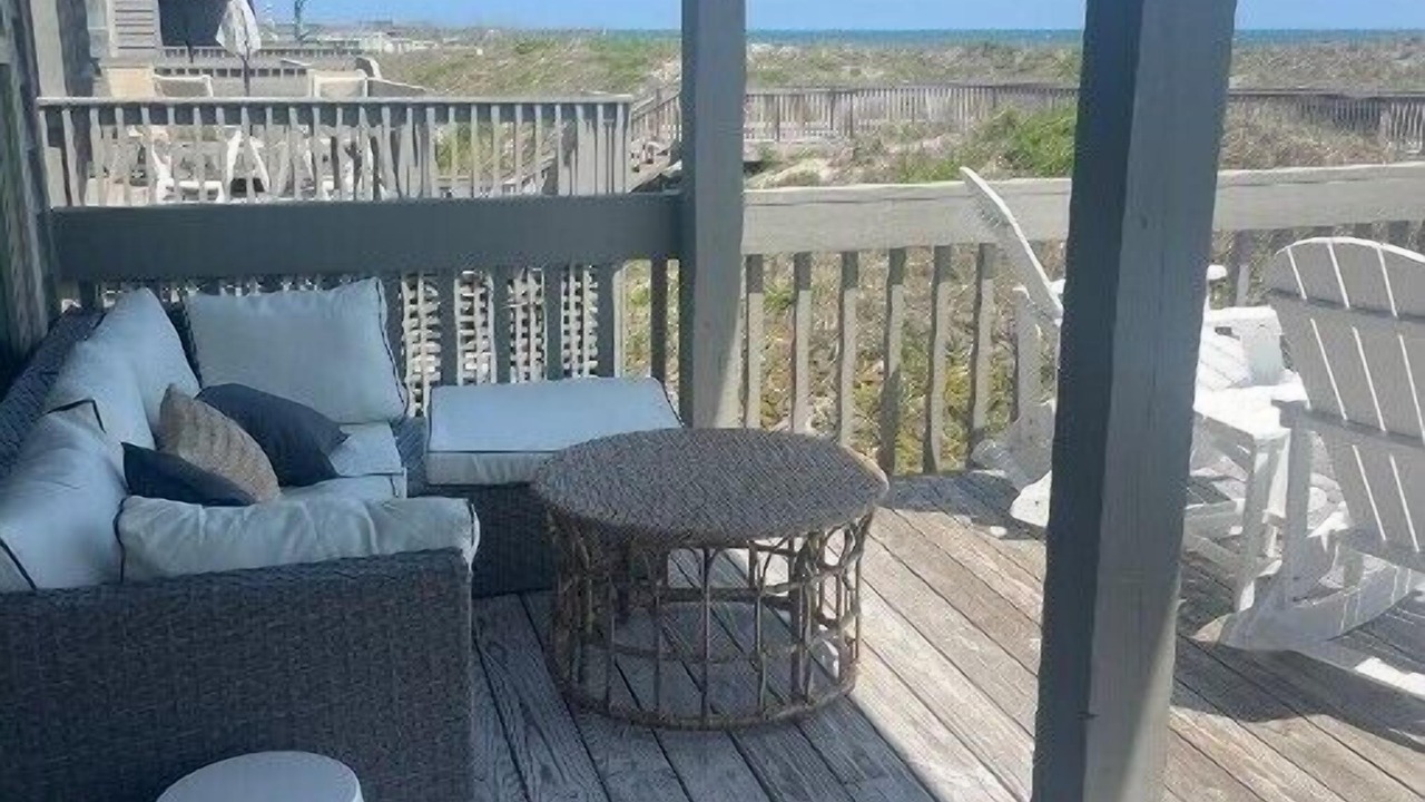 Photo of Patio Balcony in Topsail Beach