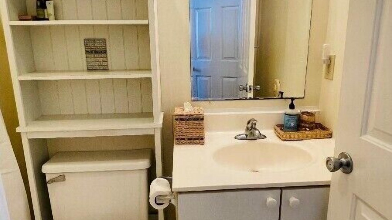 Photo of Bathroom in Topsail Beach