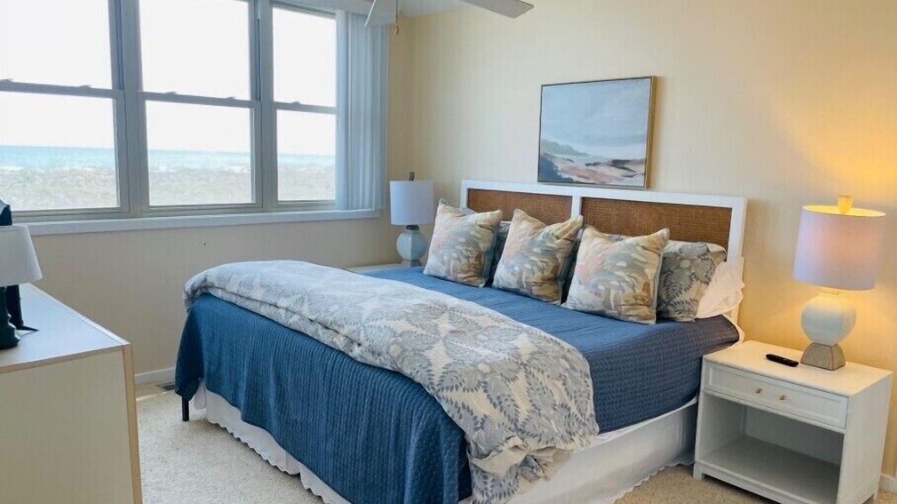 Photo of Bedroom in Topsail Beach