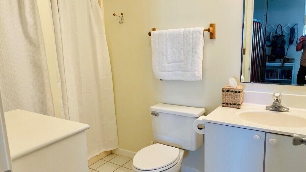 Photo of Bathroom in Topsail Beach