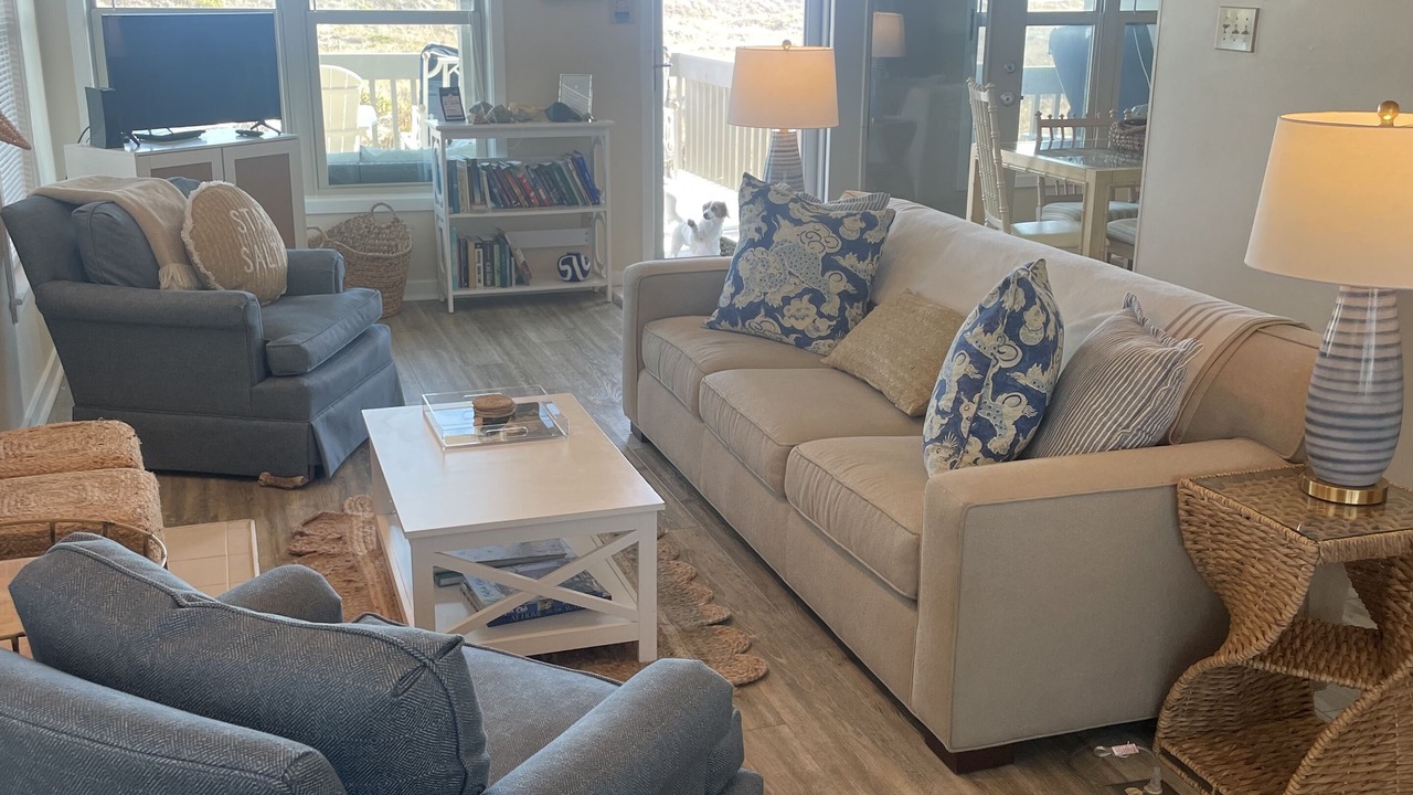 Photo of Livingroom in Topsail Beach