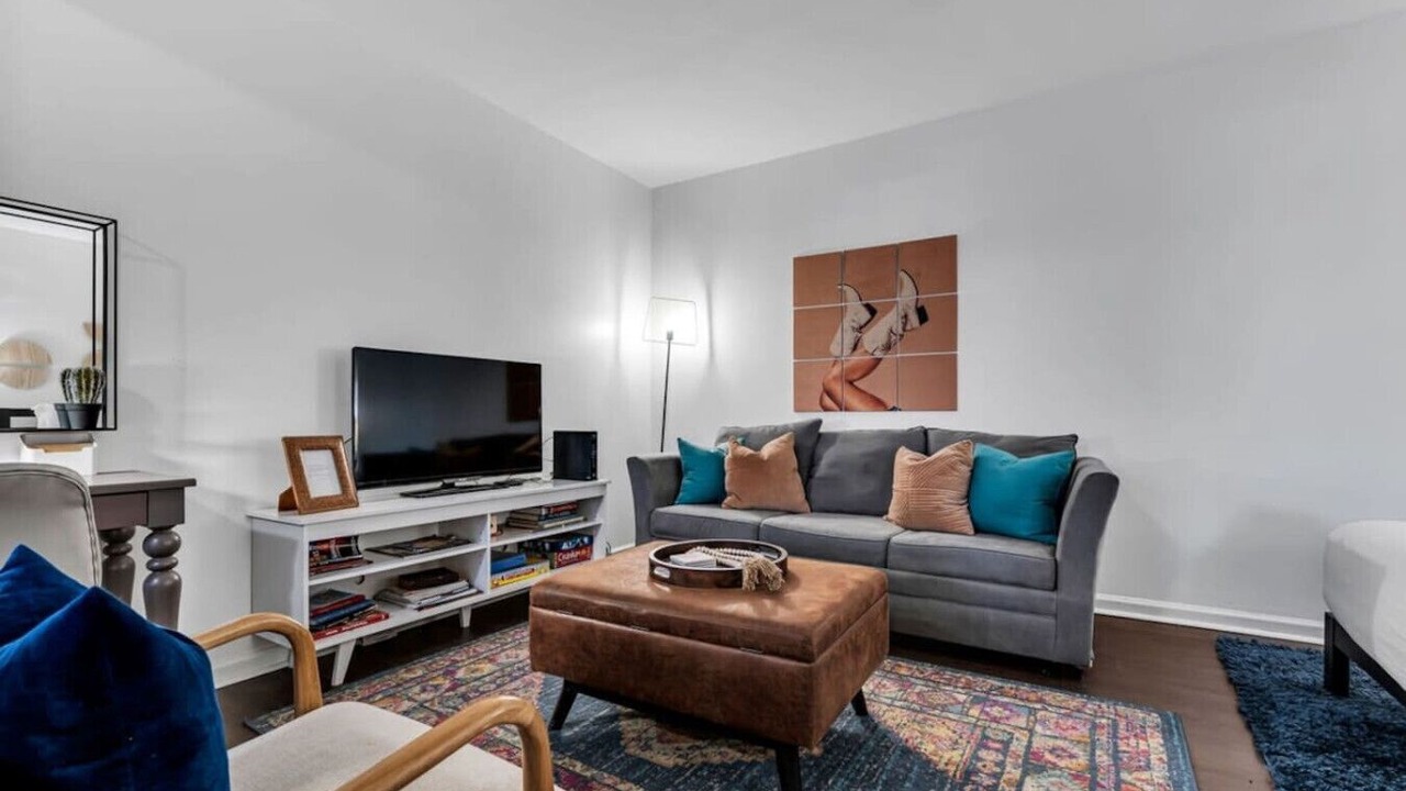 Photo of Livingroom in Melrose