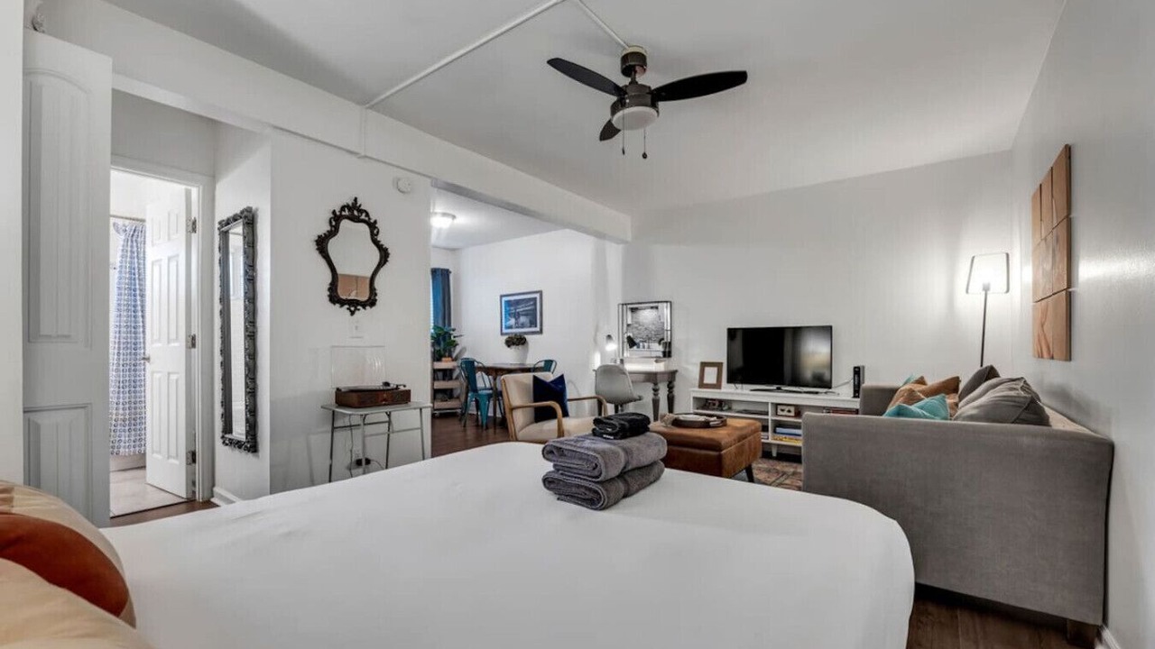 Photo of Bedroom in Melrose