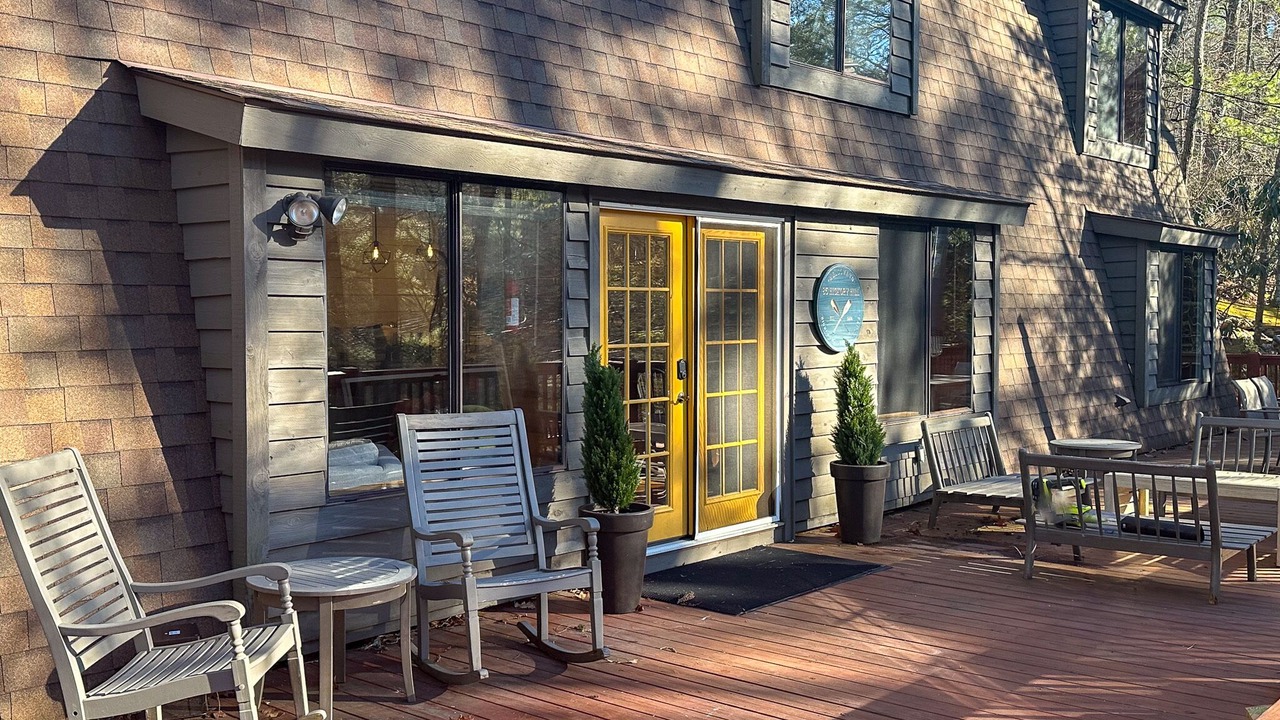 Photo of Patio Balcony in Lake Sequoyah