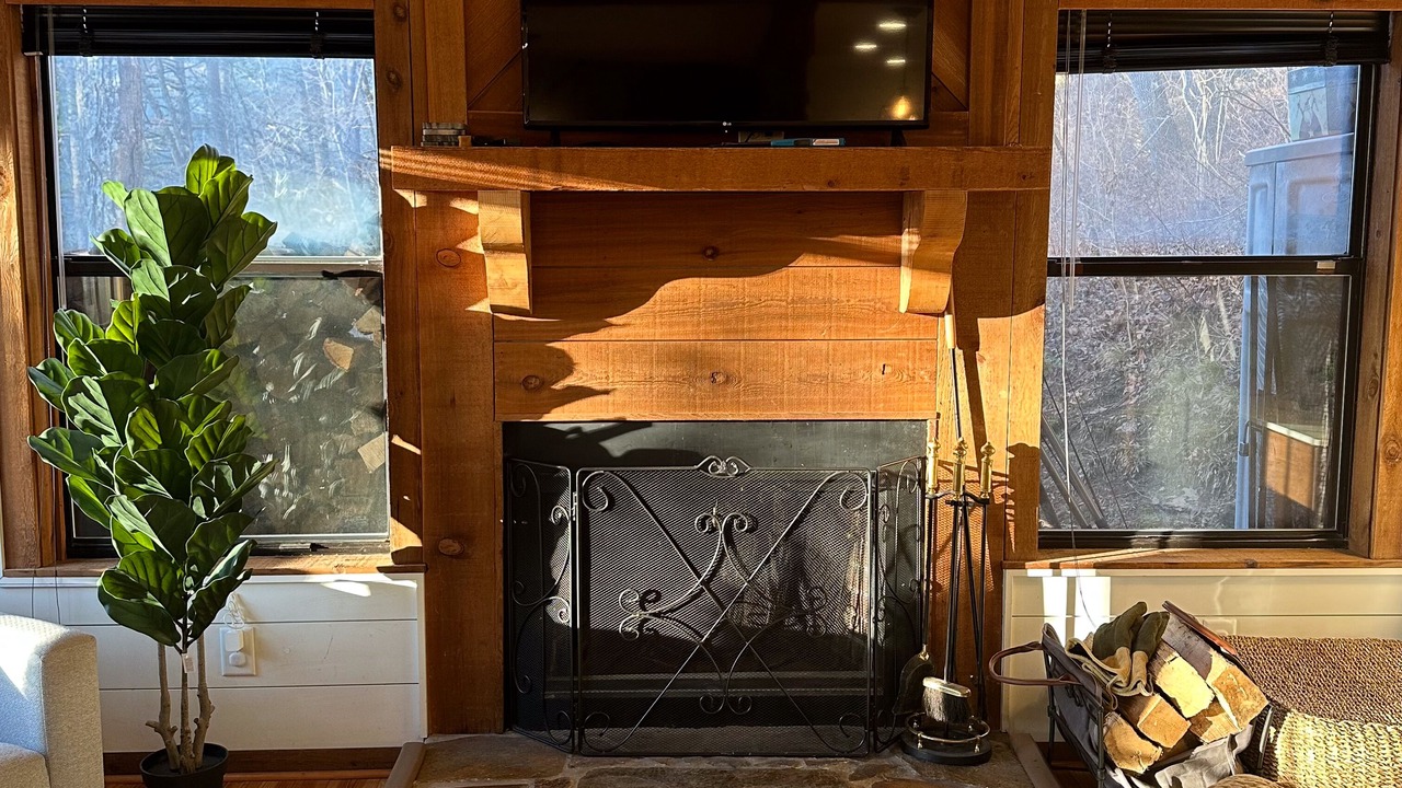 Photo of Livingroom in Lake Sequoyah