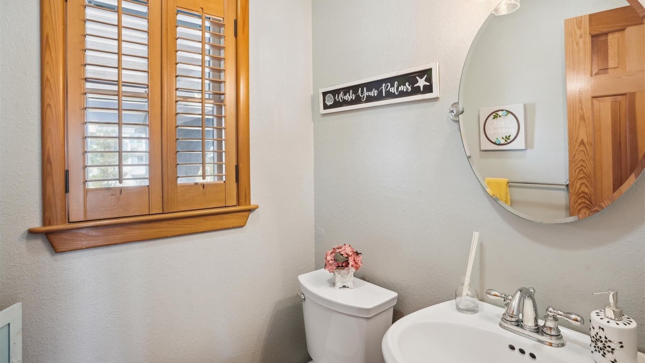Photo of Bathroom in Ocean Hill
