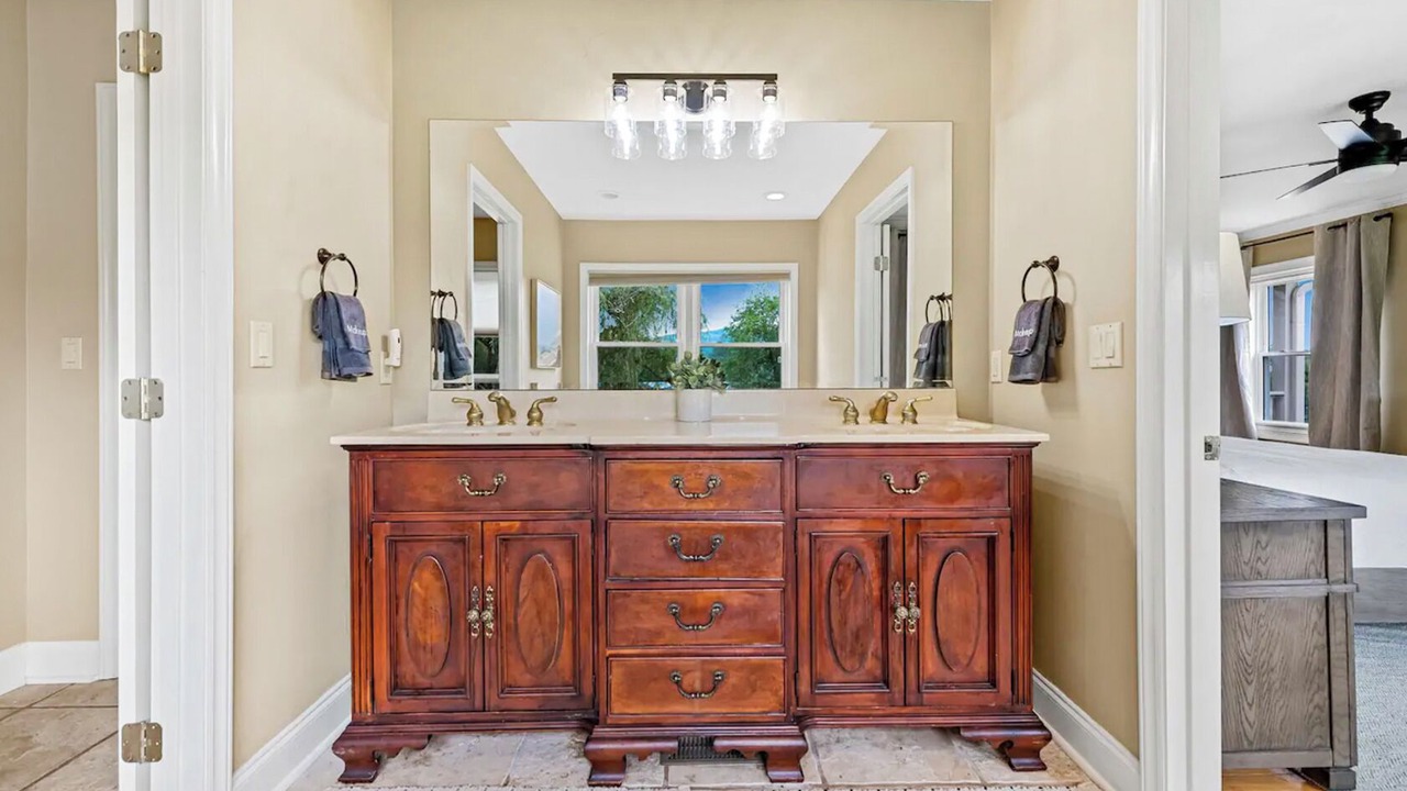 Photo of Bathroom in Hendersonville