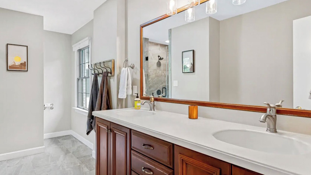 Photo of Bathroom in Fairview