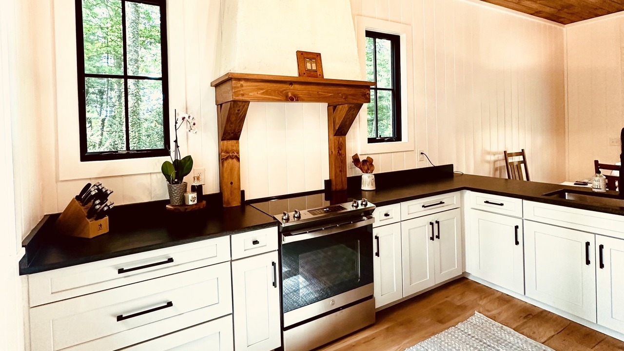 Photo of Kitchen in Hendersonville