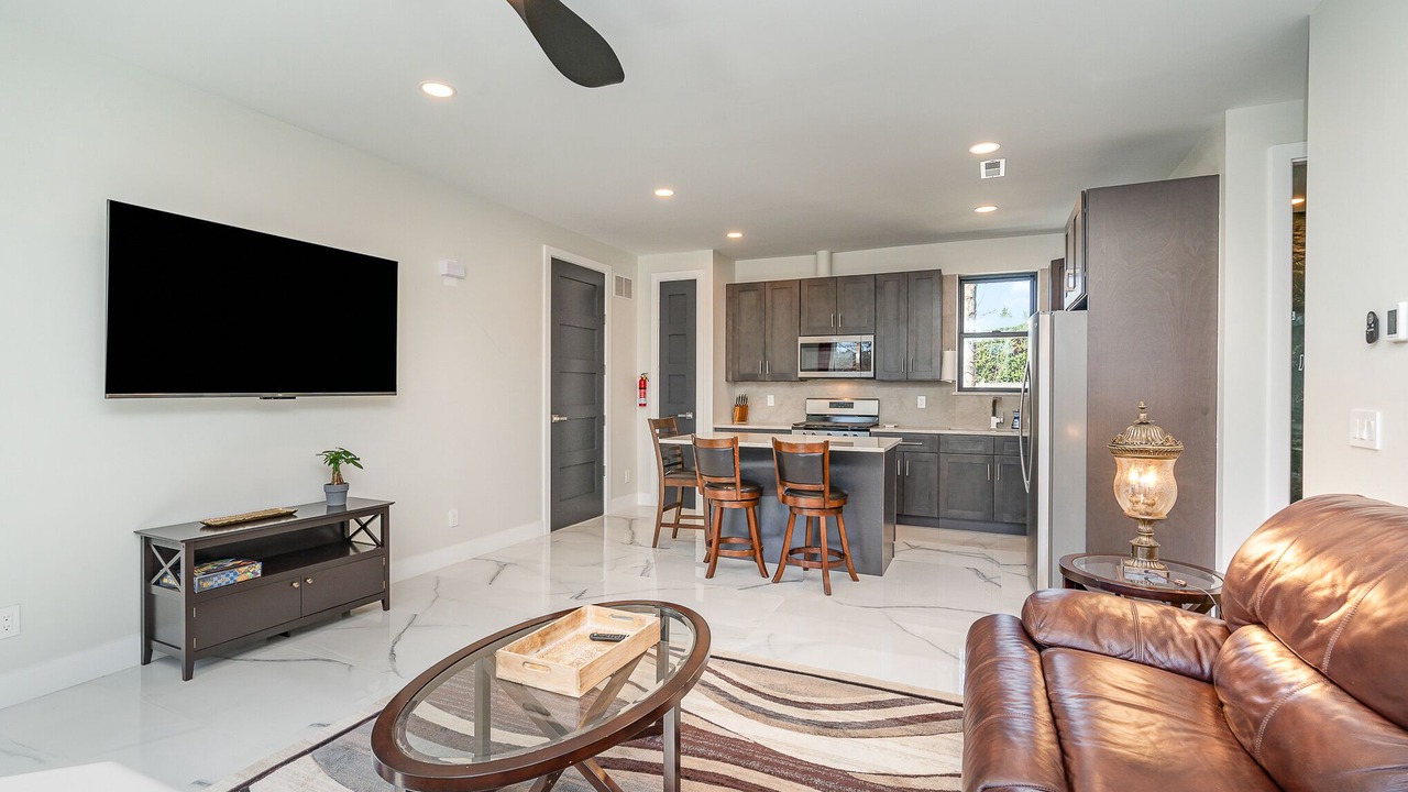 Photo of Livingroom in Matthews