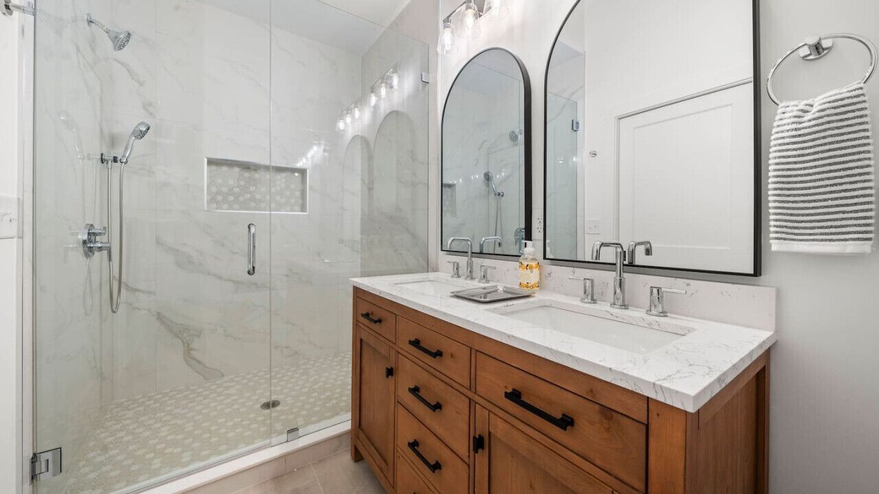 Photo of Bathroom in Wesley Heights