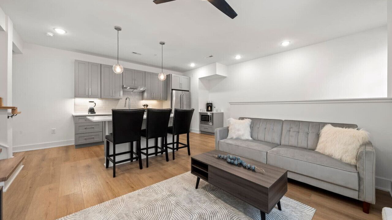 Photo of Livingroom in Wesley Heights