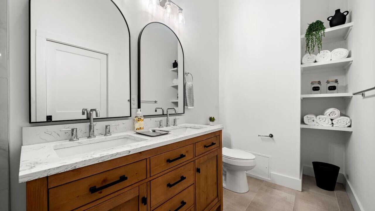 Photo of Bathroom in Wesley Heights