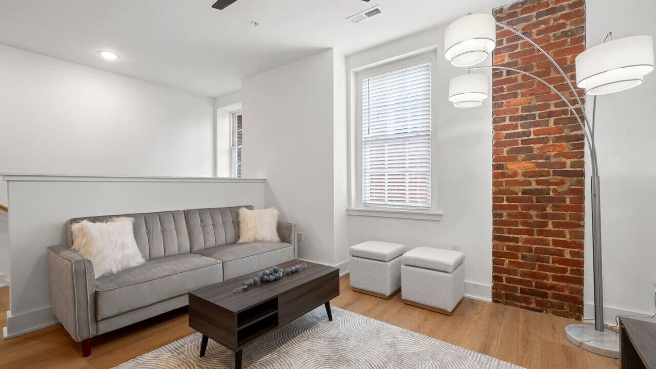 Photo of Livingroom in Wesley Heights