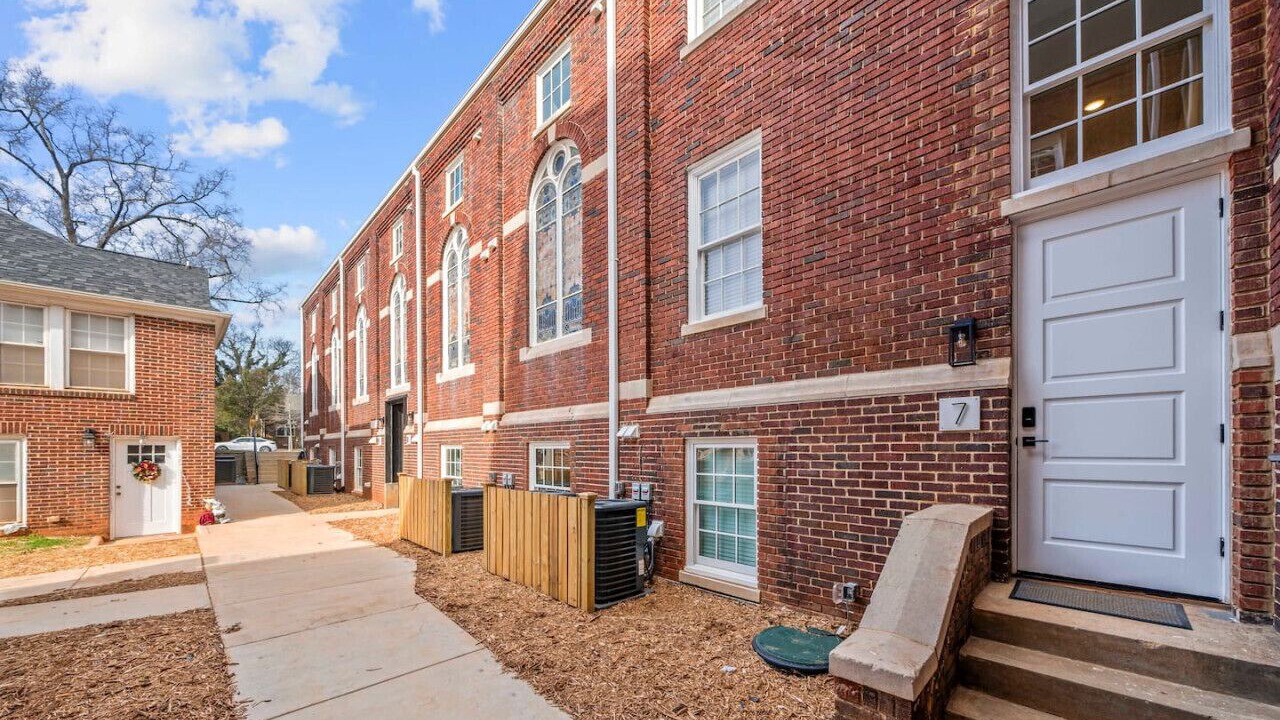 Photo of Outdoor in Wesley Heights