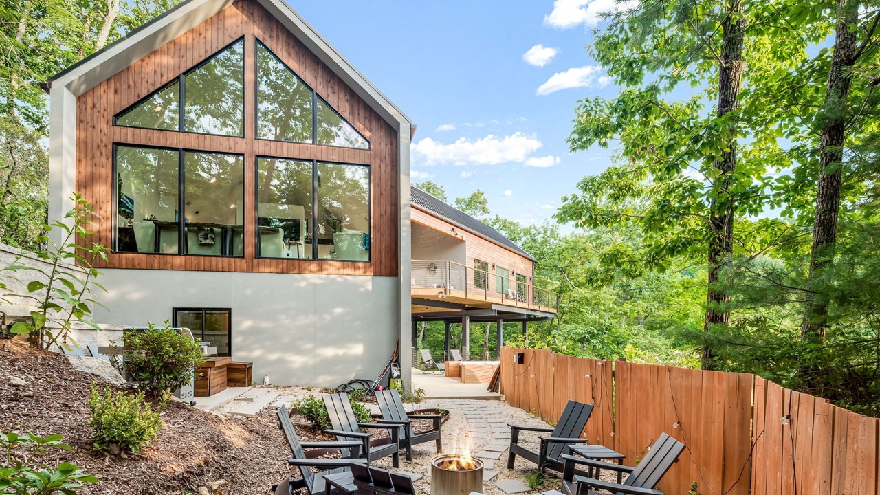 Photo of Outdoor in Laurel Park
