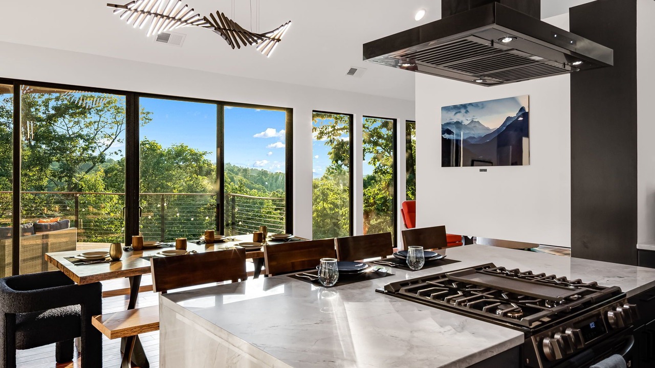 Photo of Kitchen in Laurel Park
