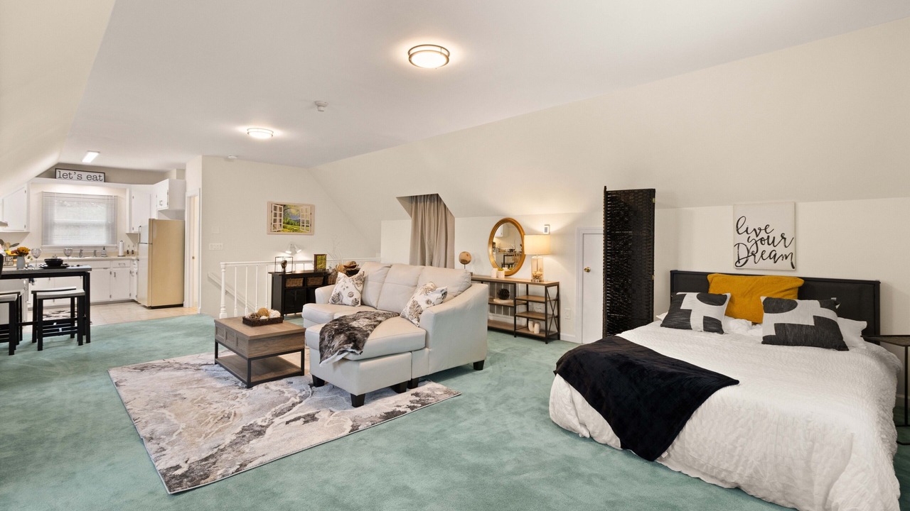 Photo of Bedroom in Barium Springs