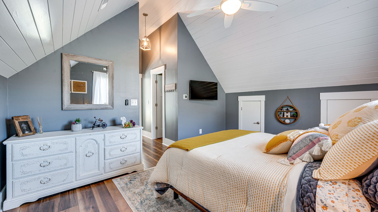 Photo of Bedroom in New London