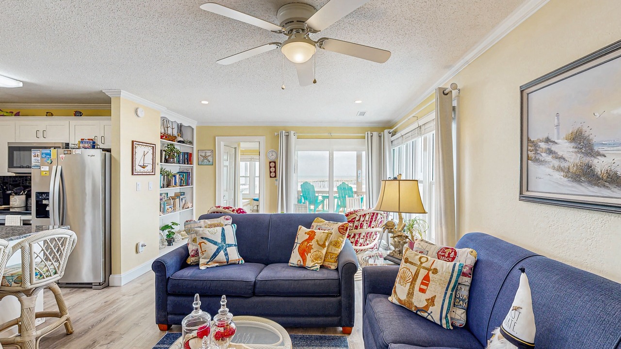 Photo of Livingroom in Avon
