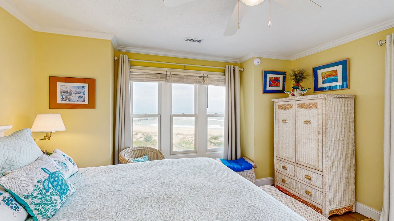 Photo of Bedroom in Avon